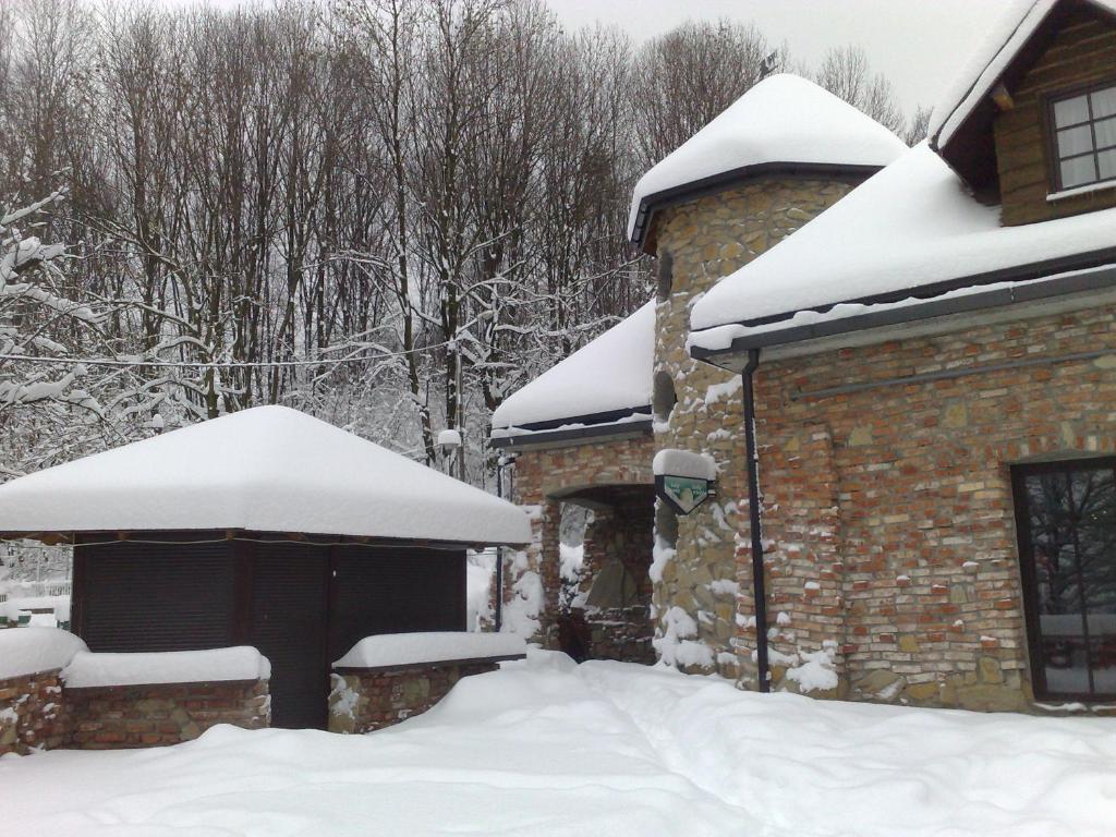 Hotel Podzamcze Tarnów エクステリア 写真